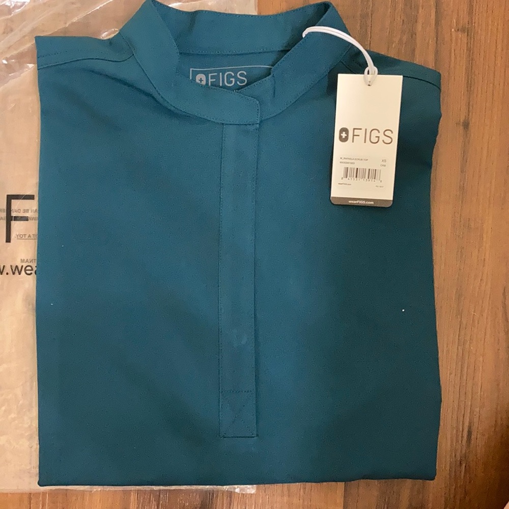 Figs scrubs